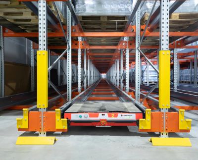 Karbi satelliitriiul