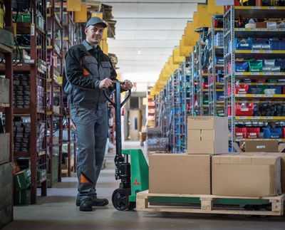 Mitsubishi ME25 ja MV25 seeria kahveltõstukid